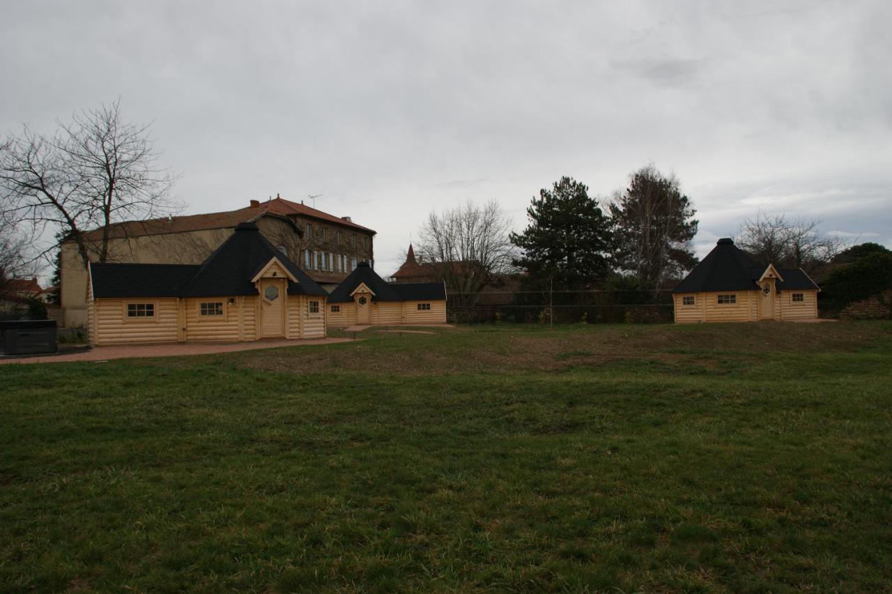 Les Cabanes Du Grand Nord Pradines  Exterior foto
