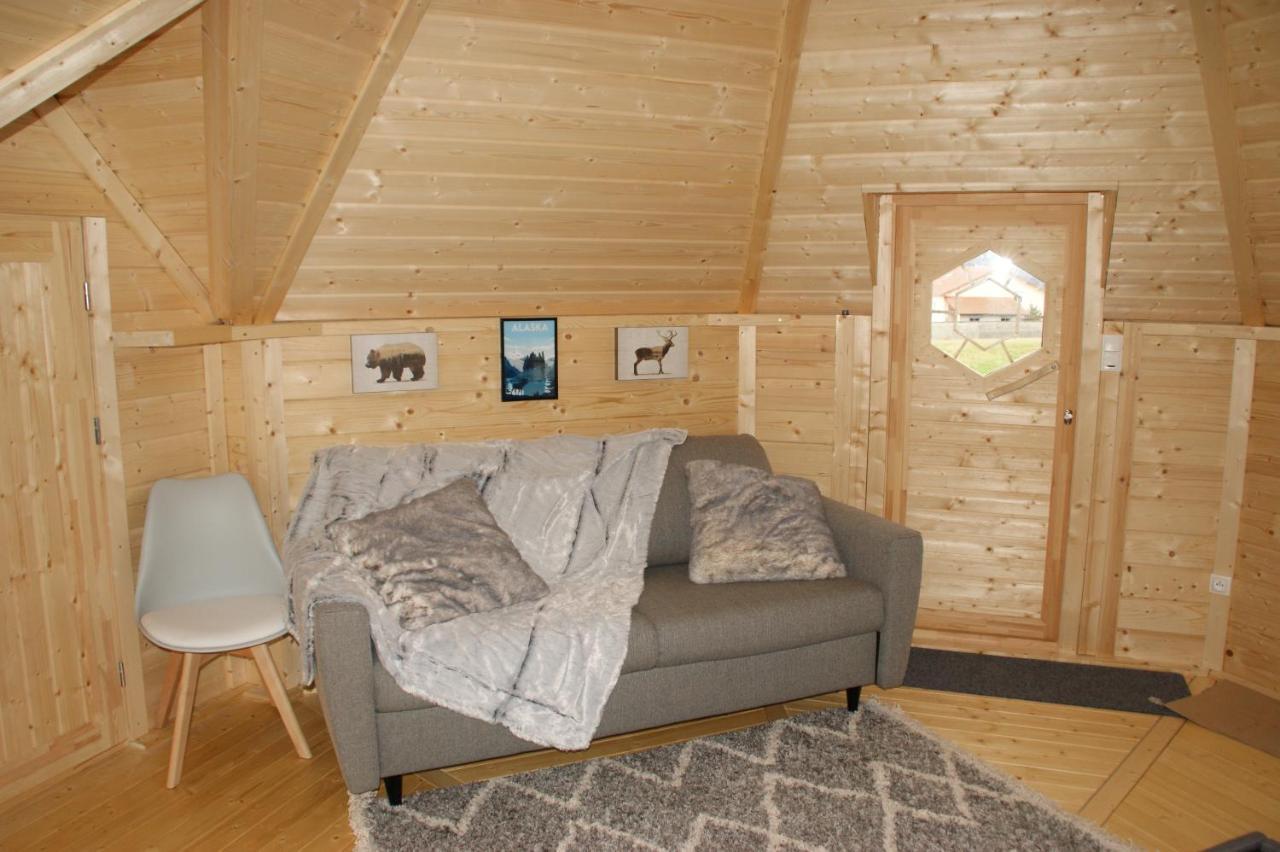 Les Cabanes Du Grand Nord Pradines  Exterior foto