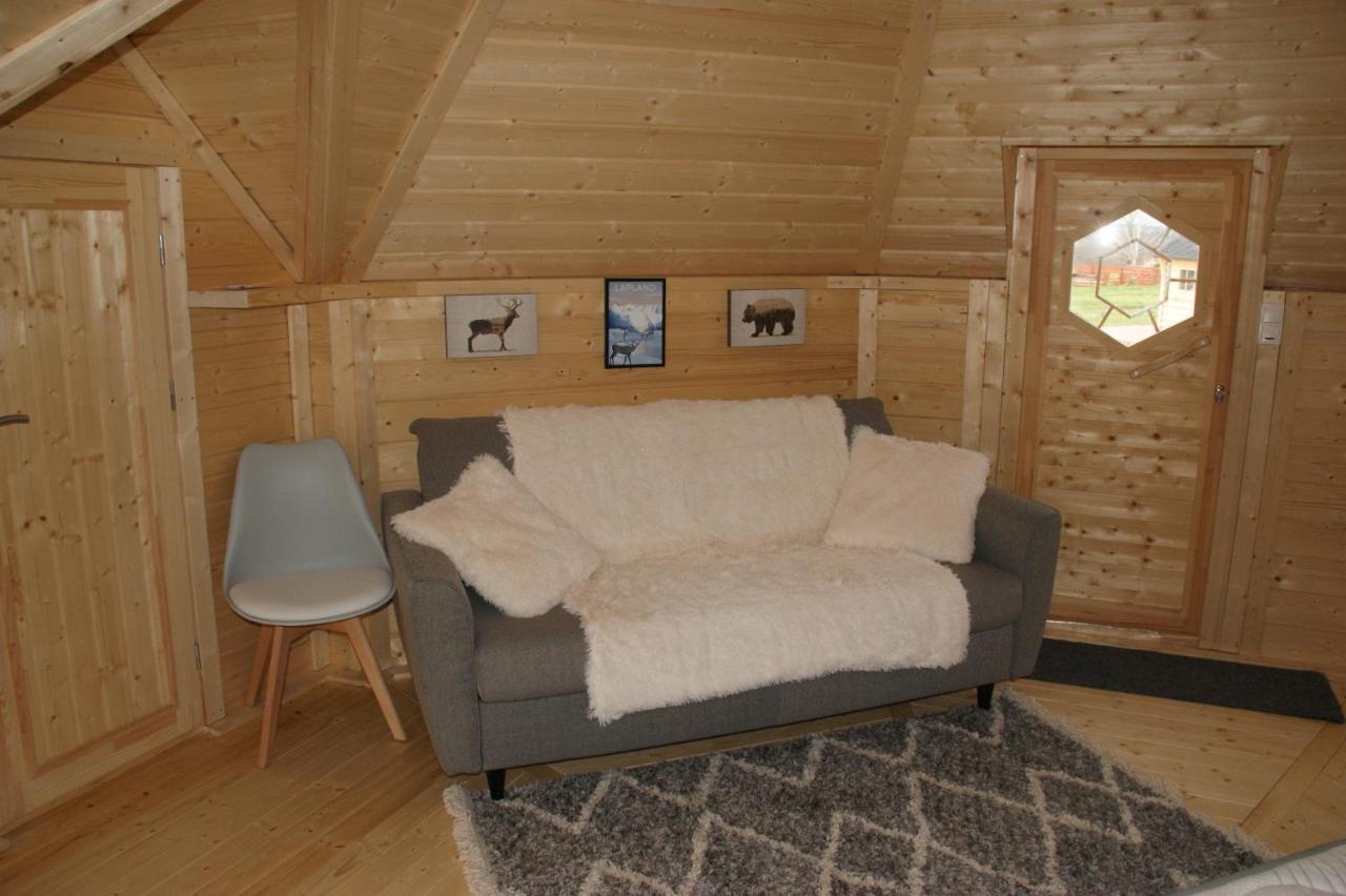 Les Cabanes Du Grand Nord Pradines  Exterior foto