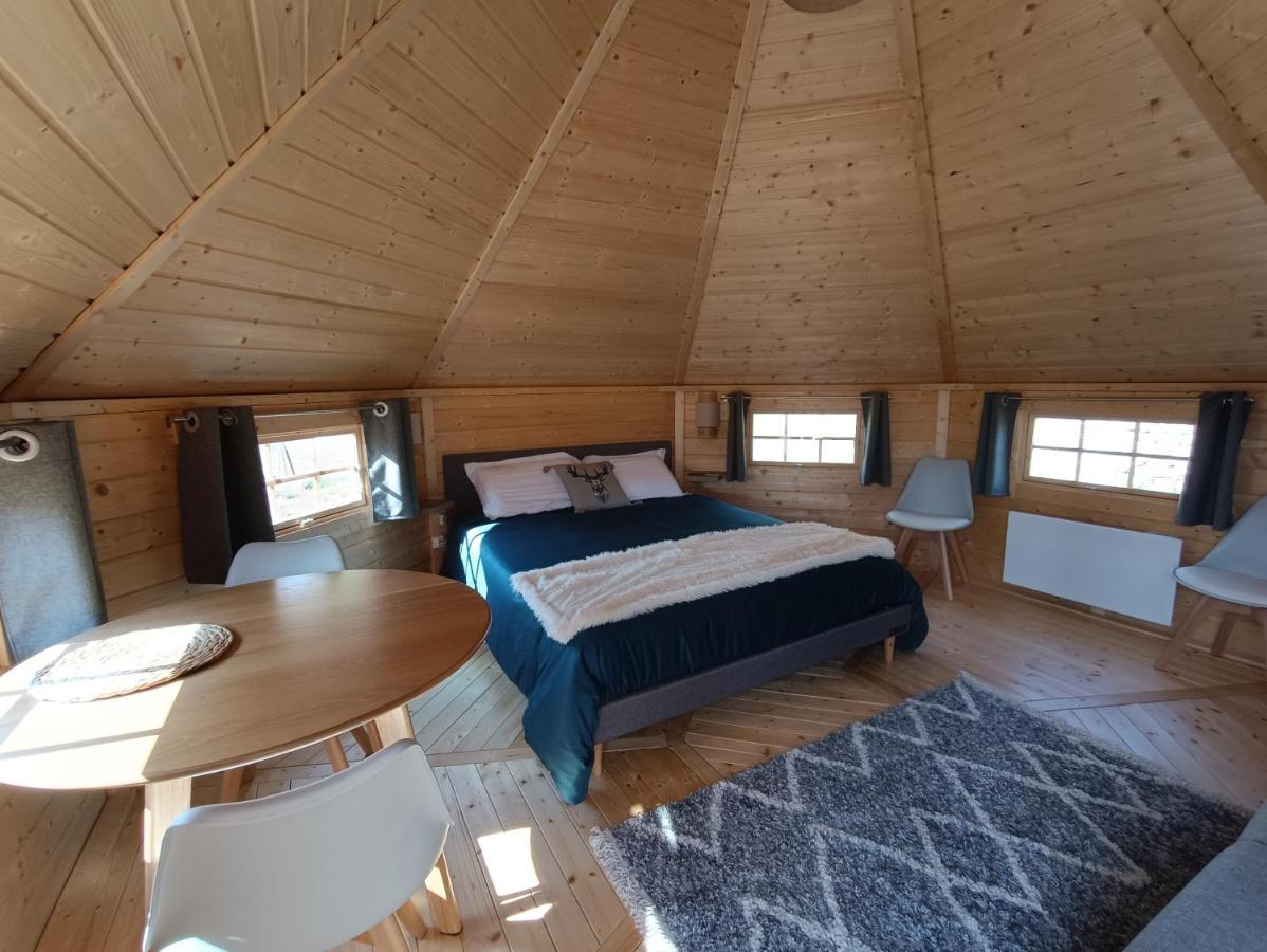 Les Cabanes Du Grand Nord Pradines  Exterior foto